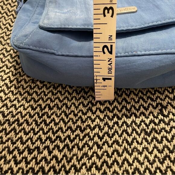 Baggallini Small Blue w/Green Lining Crossbody Travel Bag/Wallet - Picture 5 of 6